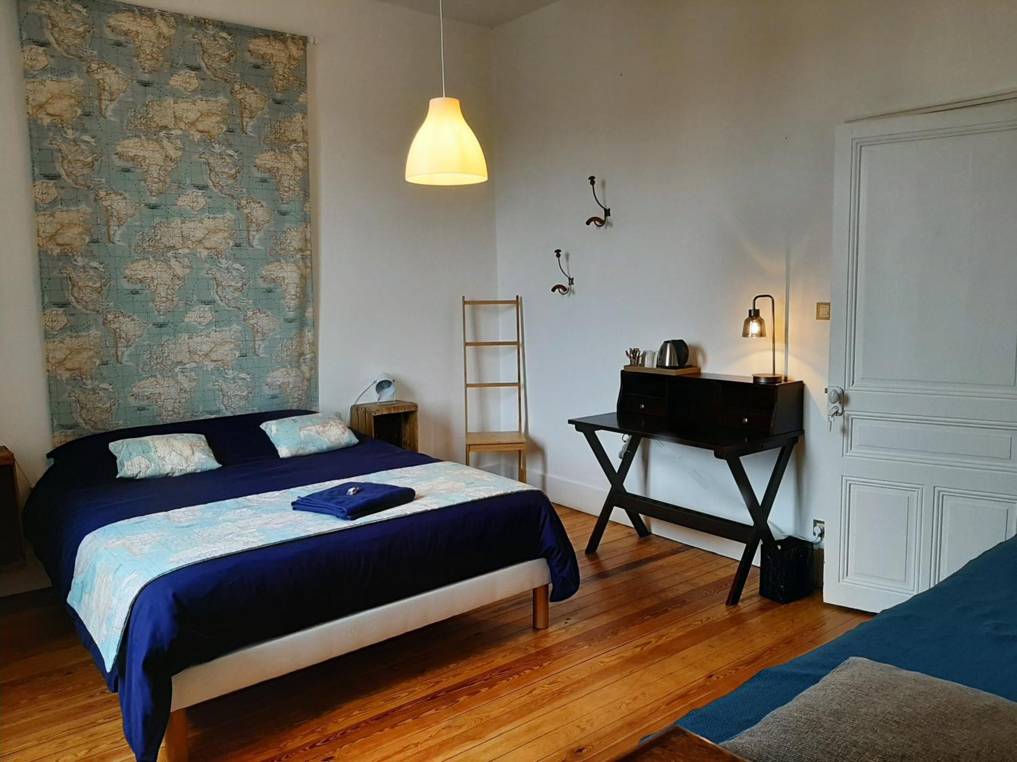Maison Saint James Монтелимар Номер фото